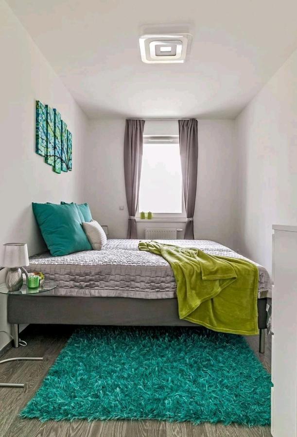Green Apartman Balatonlelle Εξωτερικό φωτογραφία